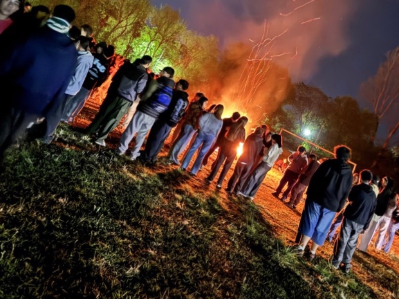 La Noche del Fogón reunió a estudiantes secundarios de Villa del Totoral